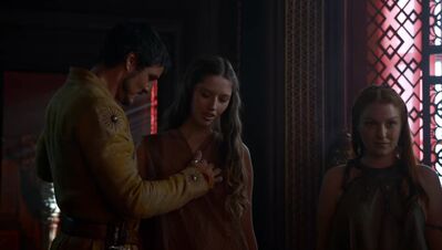 GAME_OF_THRONES_-_E4X01_TWO_SWORDS_073.jpg