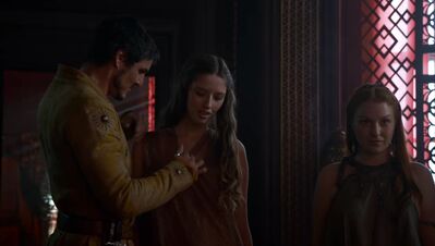 GAME_OF_THRONES_-_E4X01_TWO_SWORDS_074.jpg