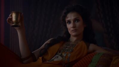 GAME_OF_THRONES_-_E4X01_TWO_SWORDS_090.jpg
