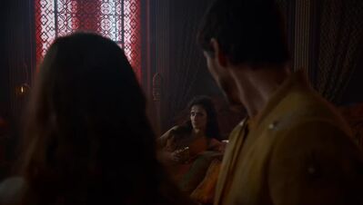 GAME_OF_THRONES_-_E4X01_TWO_SWORDS_104.jpg
