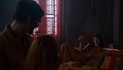 GAME_OF_THRONES_-_E4X01_TWO_SWORDS_151.jpg