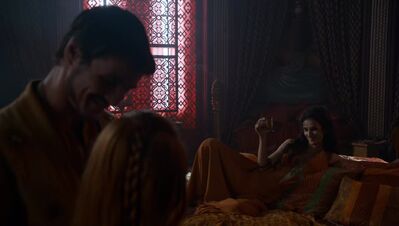 GAME_OF_THRONES_-_E4X01_TWO_SWORDS_153.jpg