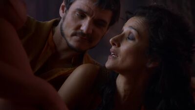 GAME_OF_THRONES_-_E4X01_TWO_SWORDS_198.jpg