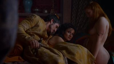 GAME_OF_THRONES_-_E4X01_TWO_SWORDS_200.jpg