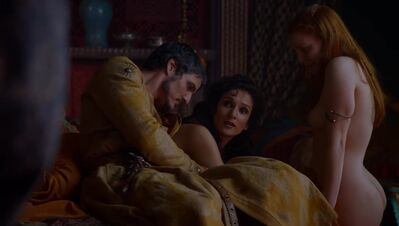 GAME_OF_THRONES_-_E4X01_TWO_SWORDS_206.jpg