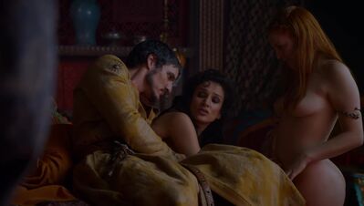 GAME_OF_THRONES_-_E4X01_TWO_SWORDS_210.jpg