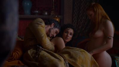 GAME_OF_THRONES_-_E4X01_TWO_SWORDS_215.jpg