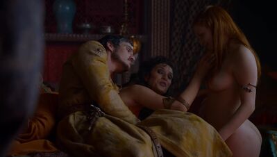 GAME_OF_THRONES_-_E4X01_TWO_SWORDS_225.jpg