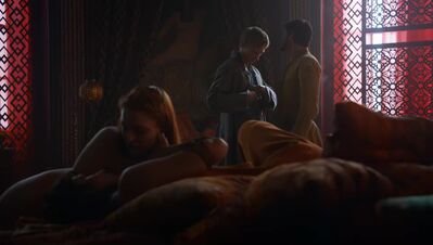 GAME_OF_THRONES_-_E4X01_TWO_SWORDS_288.jpg
