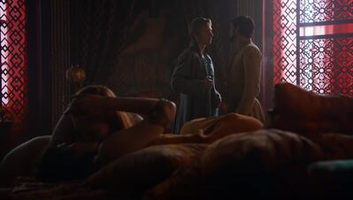 GAME_OF_THRONES_-_E4X01_TWO_SWORDS_293.jpg