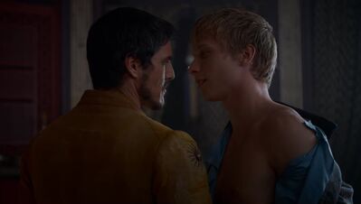GAME_OF_THRONES_-_E4X01_TWO_SWORDS_314.jpg