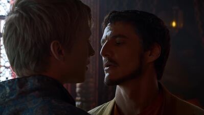 GAME_OF_THRONES_-_E4X01_TWO_SWORDS_325.jpg