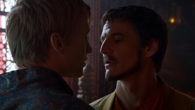 GAME_OF_THRONES_-_E4X01_TWO_SWORDS_334.jpg