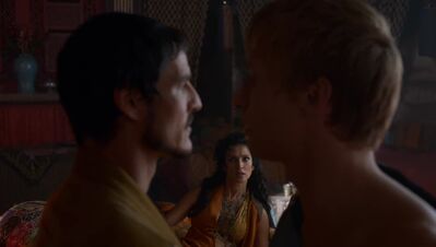 GAME_OF_THRONES_-_E4X01_TWO_SWORDS_347.jpg