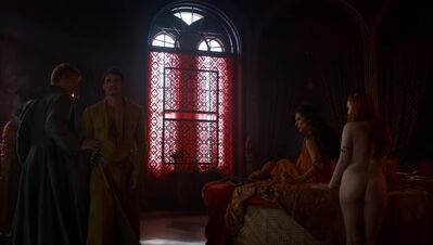 GAME_OF_THRONES_-_E4X01_TWO_SWORDS_353.jpg