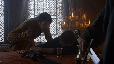 GAME_OF_THRONES_-_E4X01_TWO_SWORDS_497.jpg