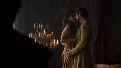 GAME_OF_THRONES_-_E4X01_TWO_SWORDS_554.jpg