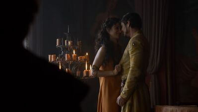 GAME_OF_THRONES_-_E4X01_TWO_SWORDS_559.jpg