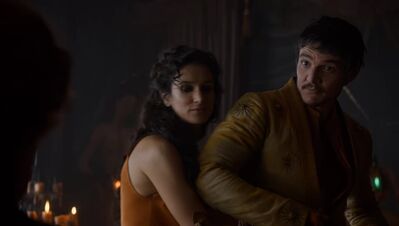 GAME_OF_THRONES_-_E4X01_TWO_SWORDS_594.jpg
