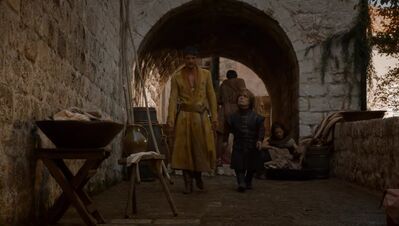 GAME_OF_THRONES_-_E4X01_TWO_SWORDS_642.jpg