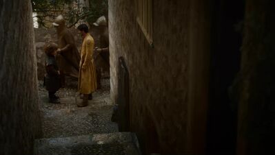 GAME_OF_THRONES_-_E4X01_TWO_SWORDS_694.jpg