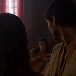 GAME_OF_THRONES_-_E4X01_TWO_SWORDS_055.jpg