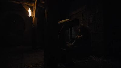 GAME_OF_THRONES_-_E4X07_MOCKINGBIRD_075.jpg