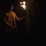 GAME_OF_THRONES_-_E4X07_MOCKINGBIRD_031.jpg