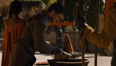 GAME_OF_THRONES_-_E4X08_THE_MOUNTAIN_AND_THE_VIPER_0091.jpg
