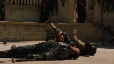 GAME_OF_THRONES_-_E4X08_THE_MOUNTAIN_AND_THE_VIPER_0864.jpg