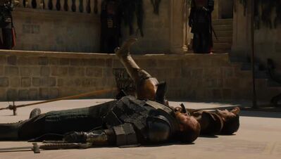 GAME_OF_THRONES_-_E4X08_THE_MOUNTAIN_AND_THE_VIPER_0865.jpg