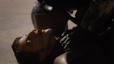 GAME_OF_THRONES_-_E4X08_THE_MOUNTAIN_AND_THE_VIPER_0945.jpg