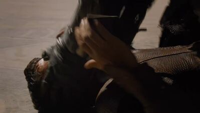 GAME_OF_THRONES_-_E4X08_THE_MOUNTAIN_AND_THE_VIPER_0972.jpg