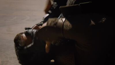 GAME_OF_THRONES_-_E4X08_THE_MOUNTAIN_AND_THE_VIPER_1006.jpg