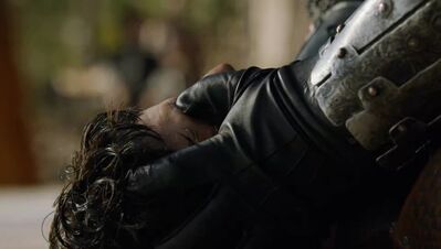 GAME_OF_THRONES_-_E4X08_THE_MOUNTAIN_AND_THE_VIPER_1029.jpg