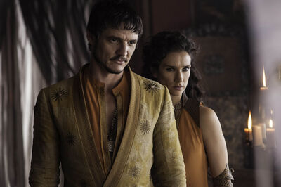 GAME_OF_THRONES_-_E4X01_TWO_SWORDS_-_STILLS_002.jpg